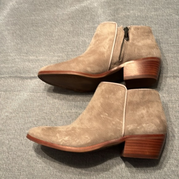 Sam Edelman Booties - Picture 2 of 8